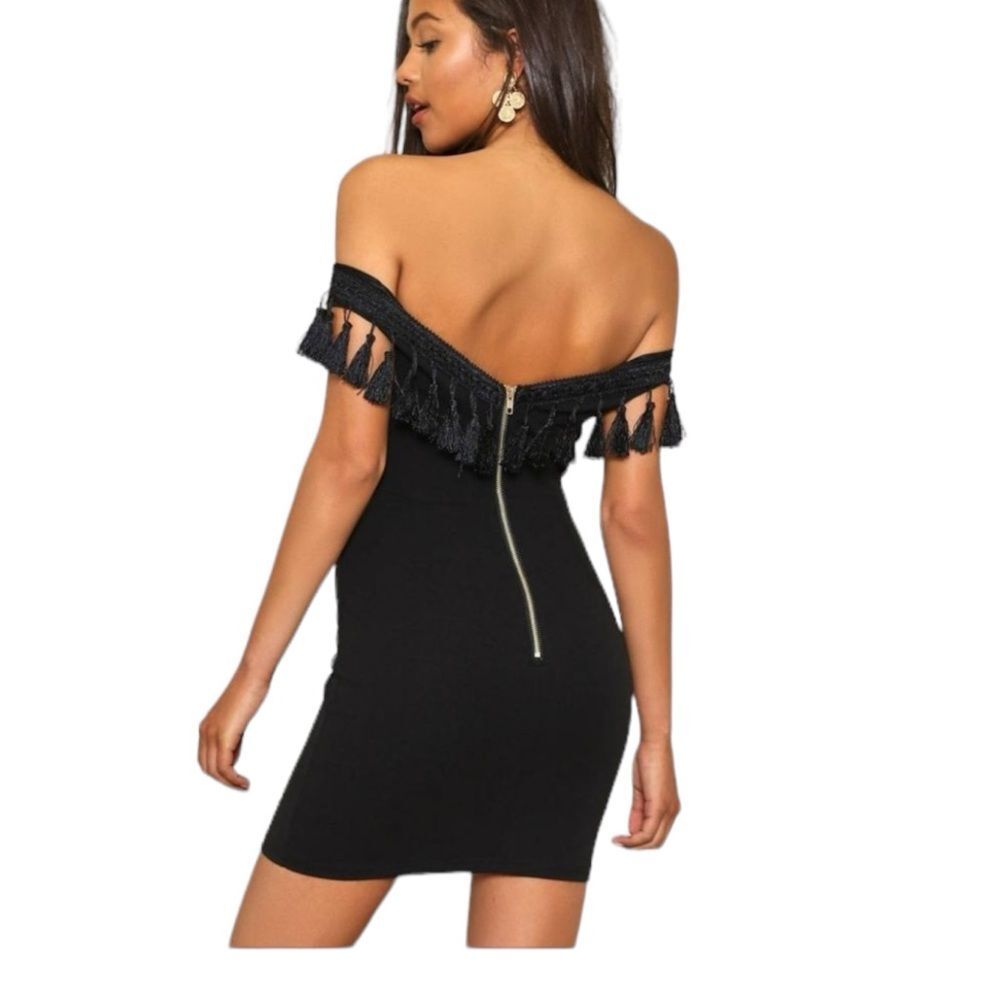NWT Nasty Gal Black Gravity Tassel Dress Size M - Picture 3 of 13